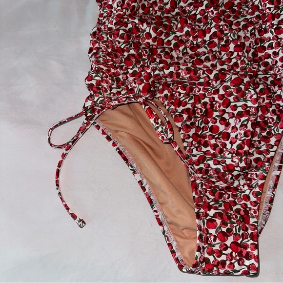 J. Crew Floral One Piece - Picture 6 of 7